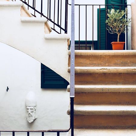 Bed and Breakfast La Mitria Trani Exterior foto